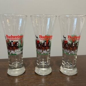 Vintage 1988 Budweiser Christmas Clydesdale Pisner Beer Glasses
